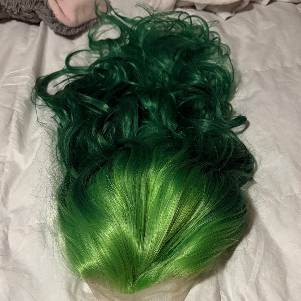 Vibrant Green Women's Hair Wig